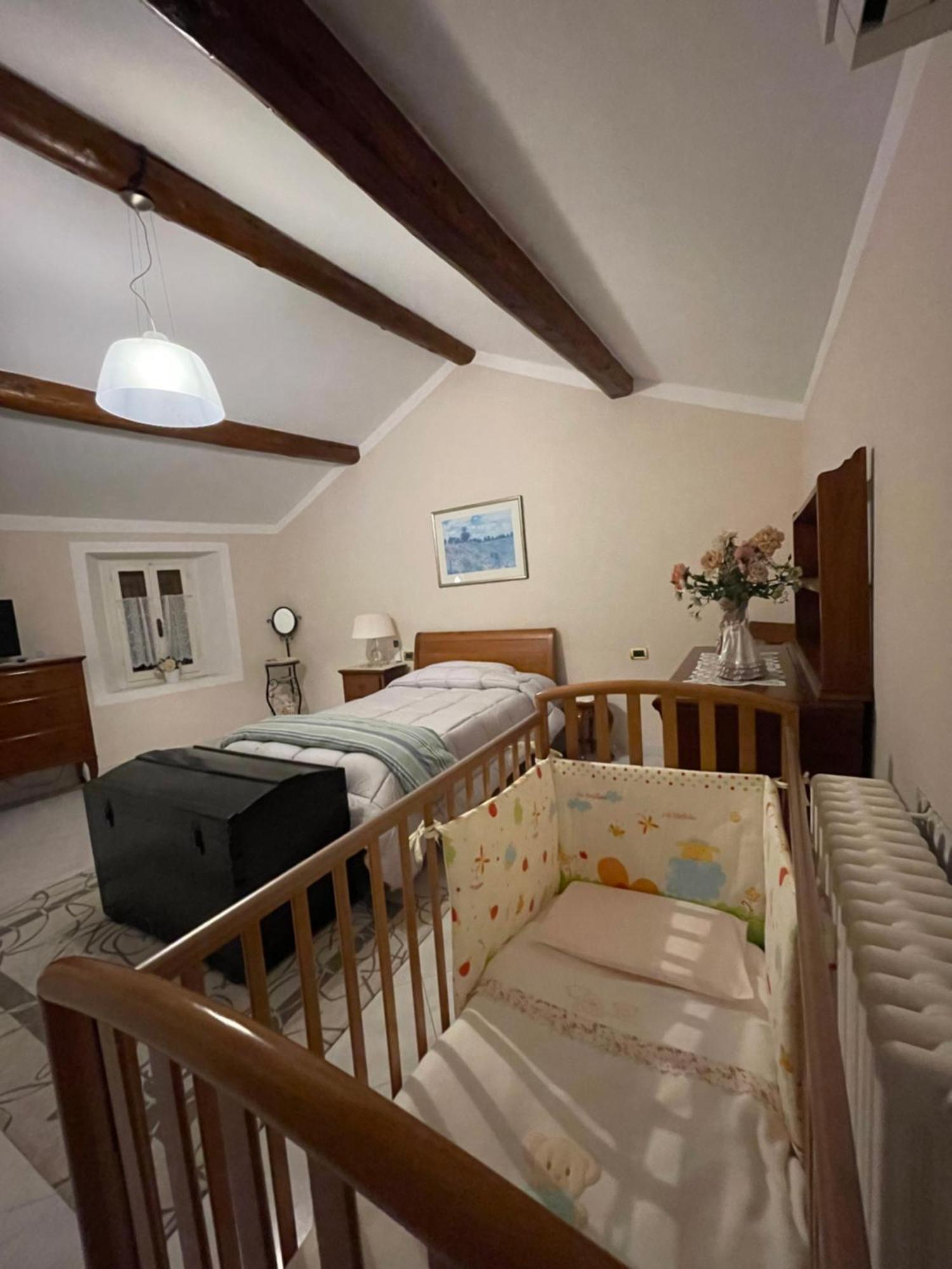 Mazzetti Country House-Vita In Campagna Con Giardino Vimignano-Chiesa 외부 사진
